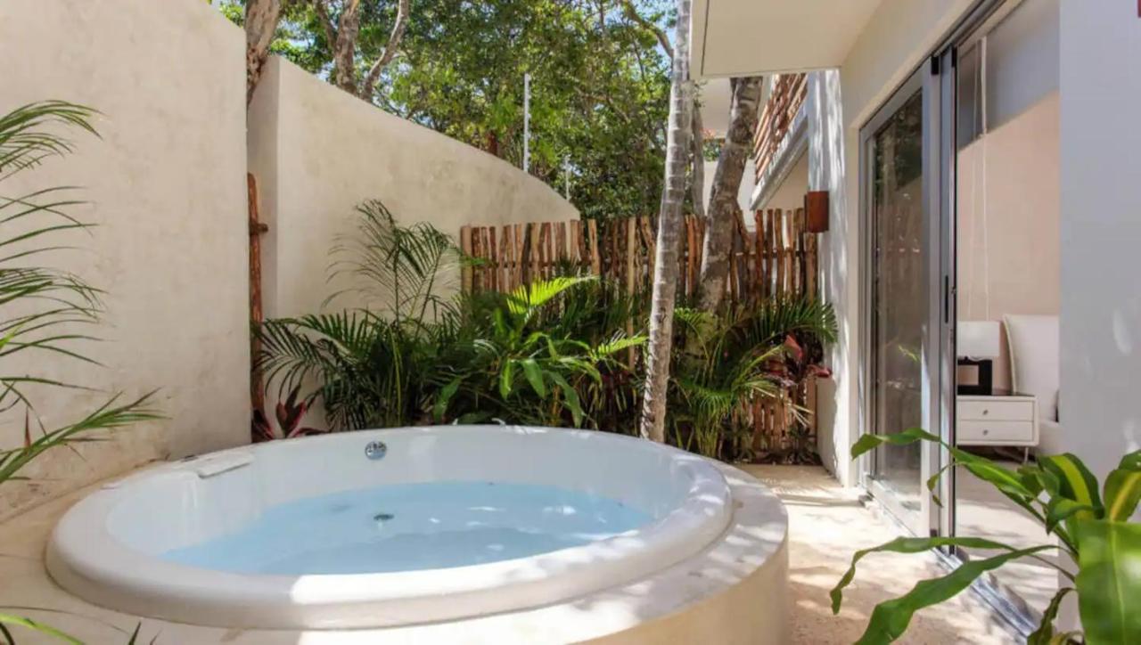 ☆ Location & Comfort ☆ Jacuzzi ☆ Luxury Condo Tulum Exterior photo